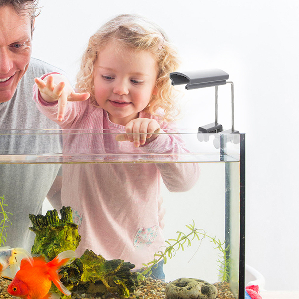 قطعتان من حامل إضاءة حوض السمك - مراجعة Aquarium Fish Photography وسعره